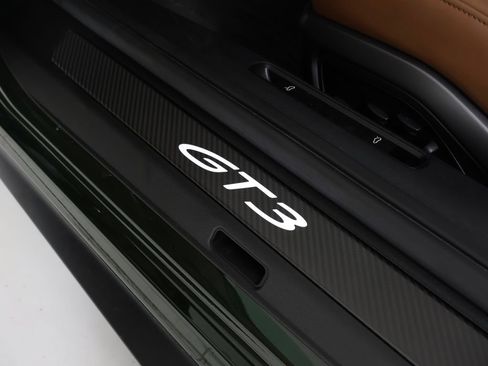 Used 2026 Porsche 911 GT3 RWD image 11
