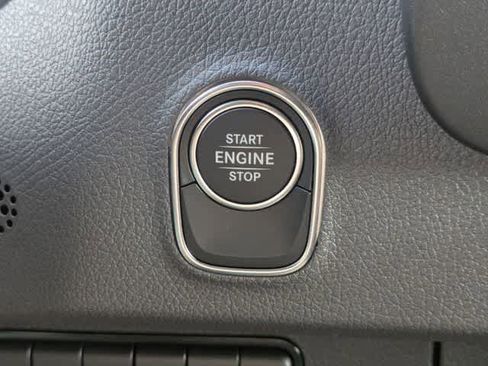 Used 2026 Mercedes-Benz Sprinter 2500 image 32