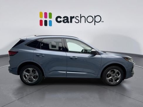 Used 2024 Ford Escape ST-Line w/ Tech Pack #1 AWD/4WD image 6