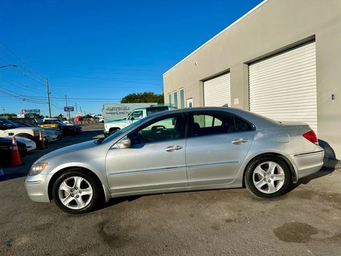 Used 2005 Acura RL AWD/4WD image 5