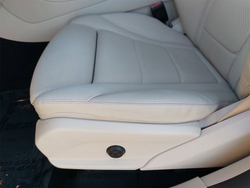 Used 2022 Mercedes-Benz GLC 300 GLC 300 image 30