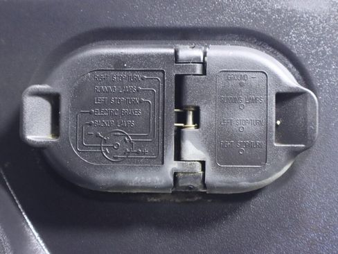 Used 2015 Toyota Tundra SR image 31