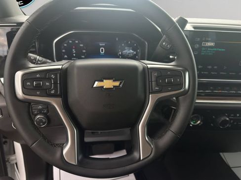 Used 2023 Chevrolet Silverado 1500 LT AWD/4WD image 13