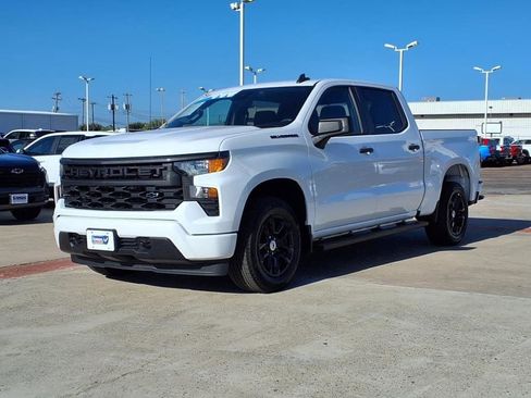 Used 2023 Chevrolet Silverado 1500 Custom w/ LPO, Dark Essentials Package image 3