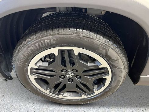 New 2026 Honda Pilot Touring image 12