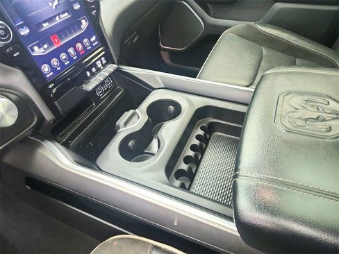 Used 2020 RAM 1500 Laramie w/ Night Edition image 16