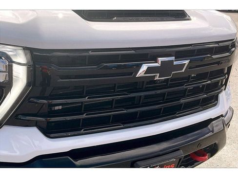 Used 2025 Chevrolet Silverado 3500 LTZ w/ Trail Boss Package image 32