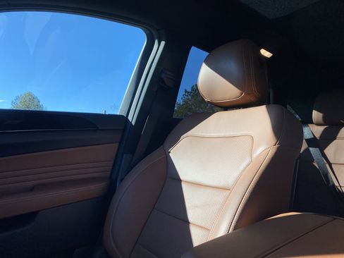 Used 2018 Mercedes-Benz GLE 43 AMG AMG 43 image 20