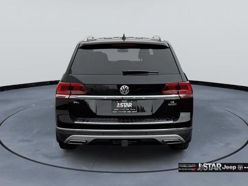 Used 2018 Volkswagen Atlas SEL Premium image 5