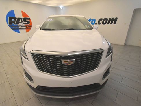 Used 2024 Cadillac XT5 Premium Luxury FWD image 8