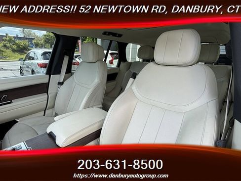 Used 2023 Land Rover Range Rover SE AWD/4WD image 16
