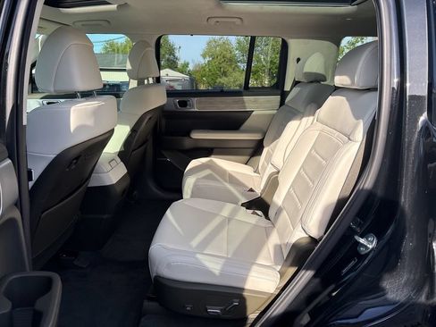 Used 2024 Hyundai Santa Fe Calligraphy FWD image 26