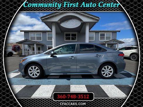 Used 2024 Toyota Corolla LE FWD image 1