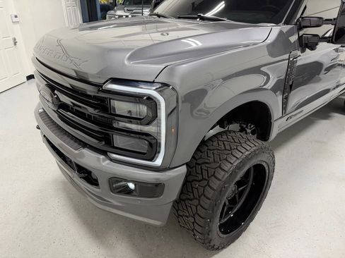 Used 2025 Ford F250 Platinum image 5