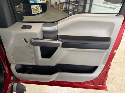 Used 2021 Ford F250 XLT w/ XLT Premium Package AWD/4WD image 52