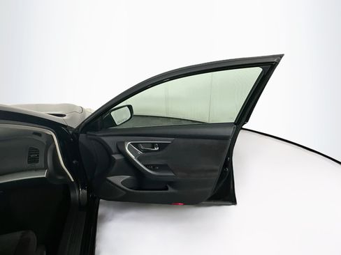 Used 2013 Nissan Altima 2.5 S FWD image 28