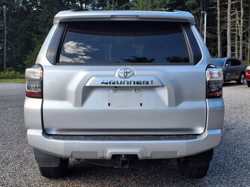 Used 2024 Toyota 4Runner SR5 image 5
