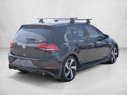 Used 2020 Volkswagen GTI SE image 5