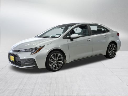 Certified 2021 Toyota Corolla XSE image 3
