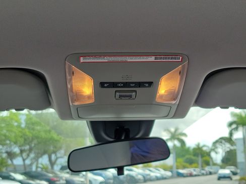 Certified 2019 Toyota RAV4 LE FWD image 20