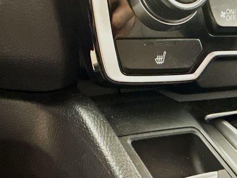 Used 2020 Honda CR-V EX-L image 16