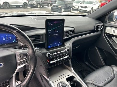 Used 2020 Ford Explorer ST w/ ST Street Pack image 21