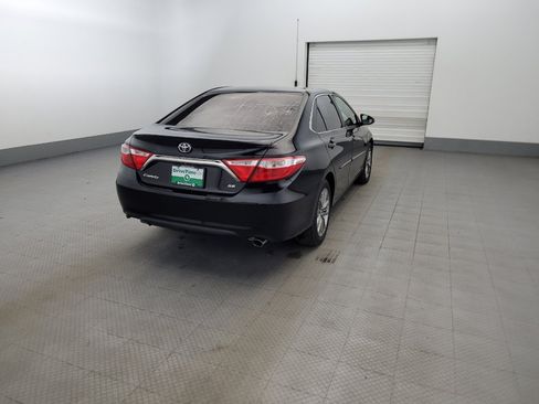Used 2017 Toyota Camry SE w/ Protection Package (Q2) FWD image 9