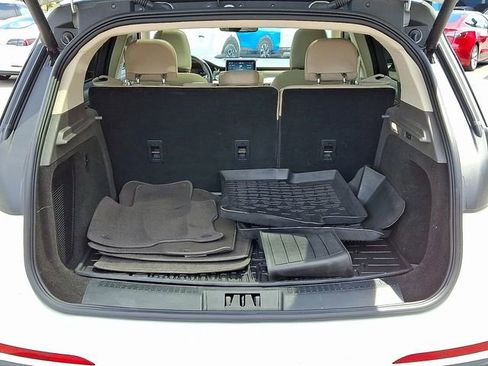 Used 2021 Lincoln Corsair AWD w/ Premium Package image 36