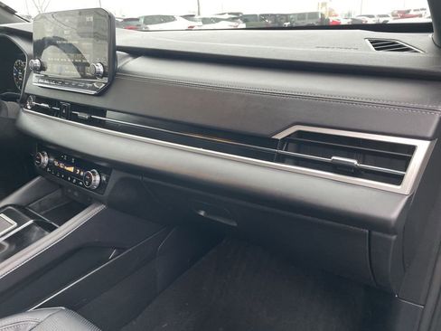 Used 2024 Mitsubishi Outlander SEL image 38