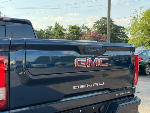 Used 2020 GMC Sierra 2500 Denali w/ Denali Ultimate Package AWD/4WD image 7