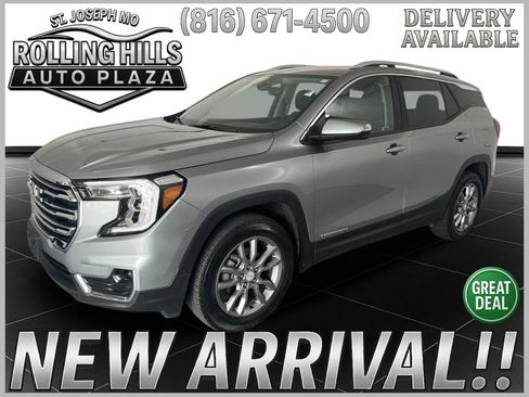 Used 2023 GMC Terrain SLT AWD/4WD image 1