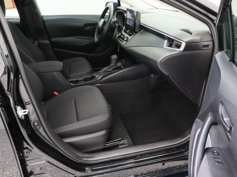 Used 2026 Toyota Corolla LE FWD image 34