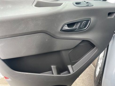 Used 2024 Ford Transit 250 Low Roof w/ Exterior Upgrade Package image 15