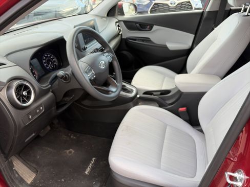Used 2023 Hyundai Kona SEL image 7