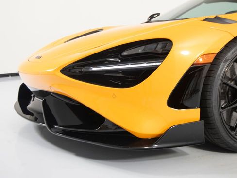 Used 2021 McLaren 765LT RWD image 44