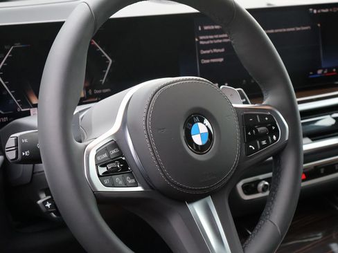 New 2026 BMW X5 xDrive40i AWD/4WD image 18