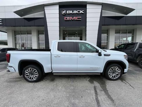 Used 2026 GMC Sierra 1500 Denali Ultimate AWD/4WD image 2