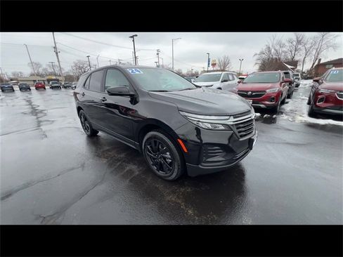 Certified 2024 Chevrolet Equinox LS w/ LS Convenience Package image 2