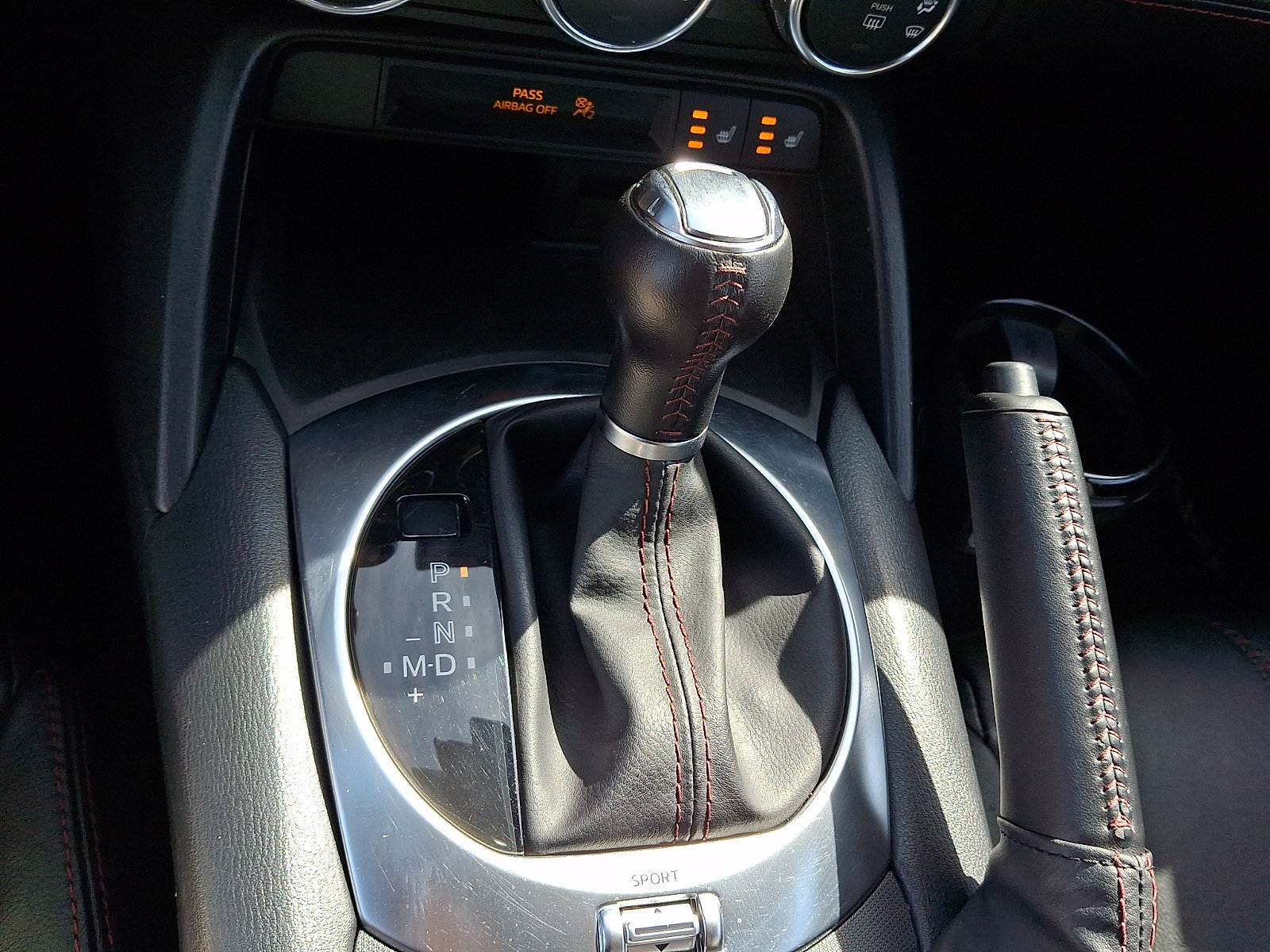 Used 2016 MAZDA MX-5 Miata Grand Touring RWD image 16