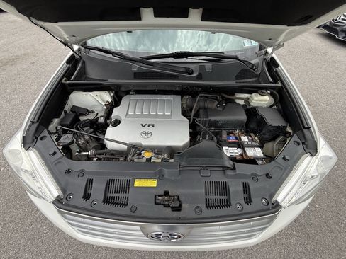 Used 2011 Toyota Highlander 4WD w/ Tech Pkg image 26