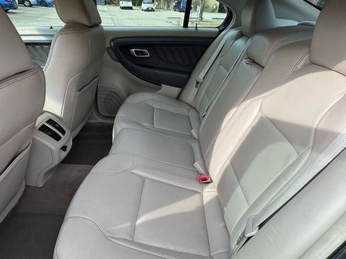 Used 2012 Ford Taurus SEL image 7