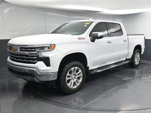 Used 2023 Chevrolet Silverado 1500 LTZ w/ LTZ Premium Package image 4