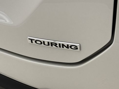 New 2026 Honda Pilot Touring image 10