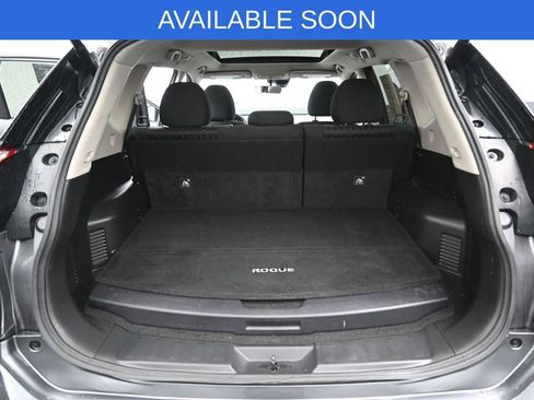 Used 2019 Nissan Rogue SV w/ Premium Package AWD/4WD image 26
