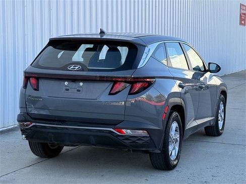 Used 2024 Hyundai Tucson SE image 4