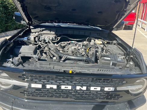 Used 2024 Ford Bronco Outer Banks image 30