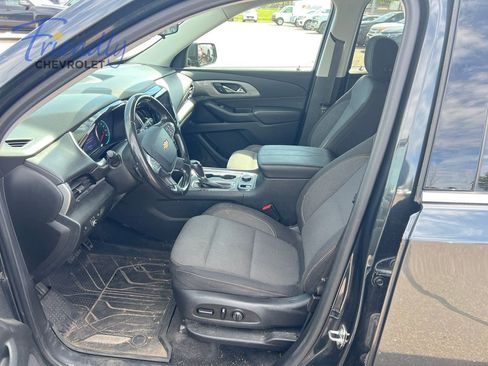 Certified 2020 Chevrolet Traverse LT w/ Driver Confidence II Package AWD/4WD image 6