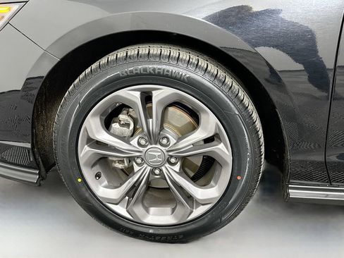 Used 2024 Honda Accord EX image 30