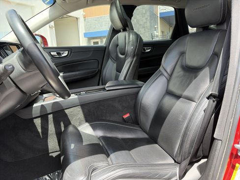 Used 2018 Volvo XC60 T6 Inscription w/ Luxury Seat Package AWD/4WD image 14