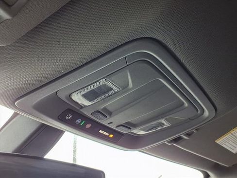 Used 2021 Chevrolet Silverado 1500 LT Trail Boss w/ Bed Protection Package image 15